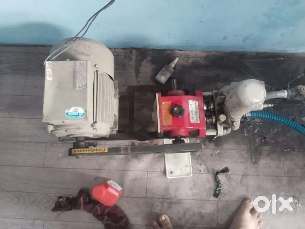 Bike car servicing machine