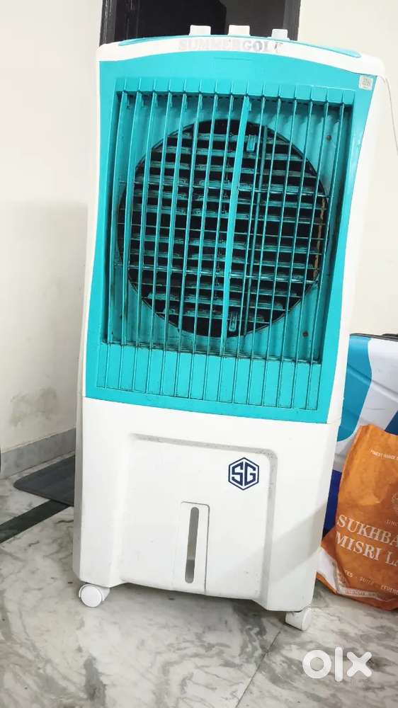 Summergold 110 ltr cooler (8 months old)