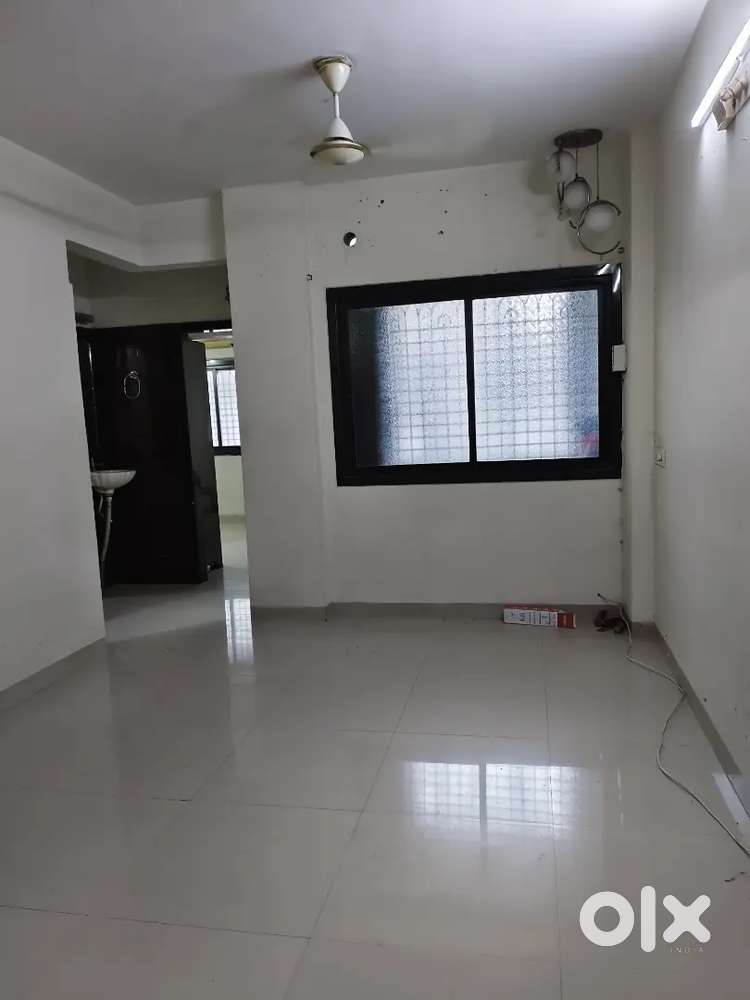 1 room kitchen rent adajan 3rd floor nr bhum complex
