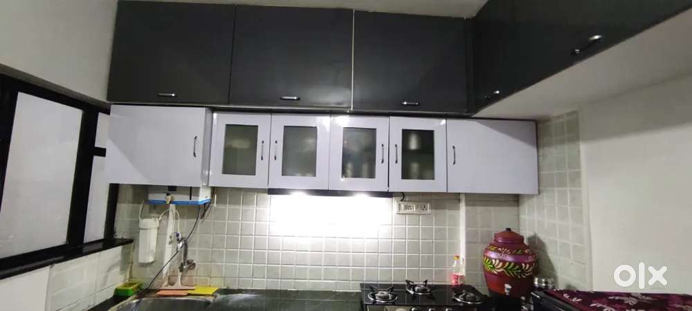 # LAVISH 1 BHK SEMI FURNISHED FLAT IN OXY VILLA , KHARADI