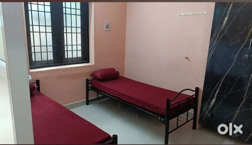 PALLIKARANAI ANANDA HOTEL NEAR MENS HOSTEL WITH FOOD