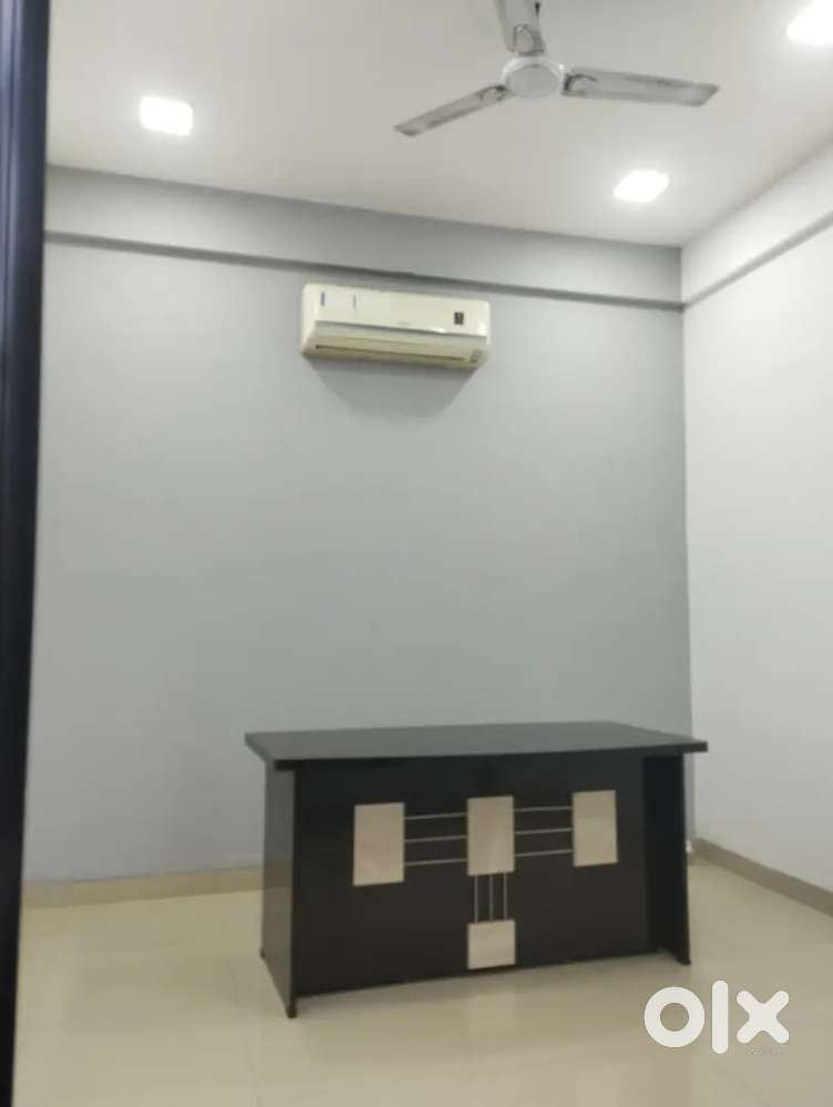 Office for rent at highpark