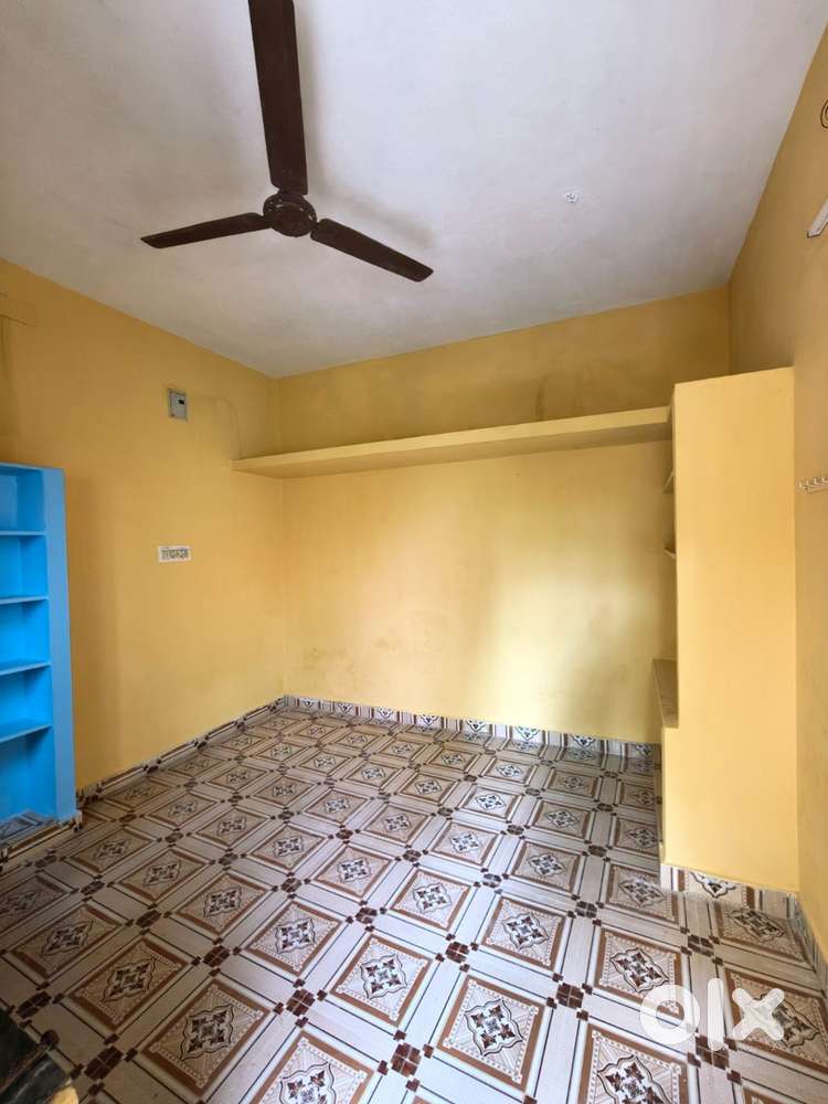 1 Room with attached kitchen suitable for 1 person Ambattur