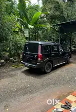 Mahindra Scorpio 2005