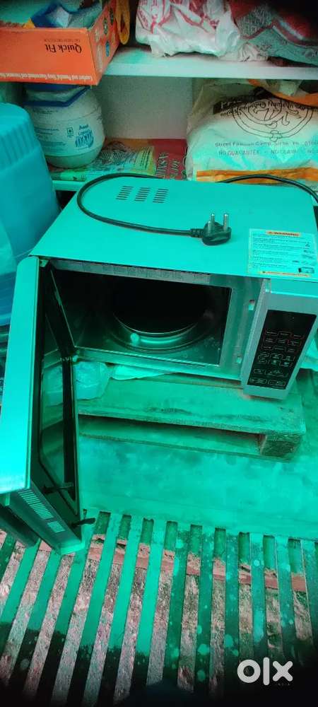 LG Convection Microwave Oven for Sale (Model MC2841SPS)