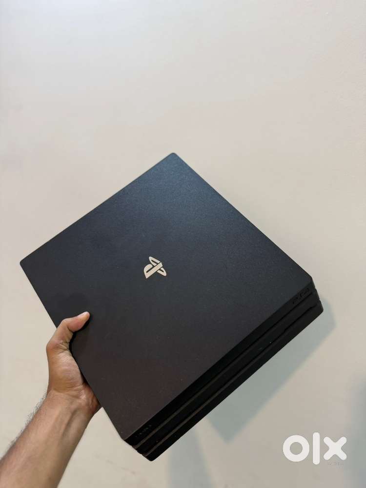 Ps4 pro 1tb neat