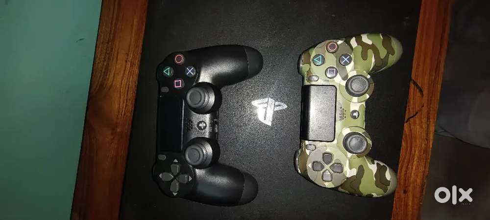 PS 4 Pro 1TB Storage 10+ Games And 2 controllers