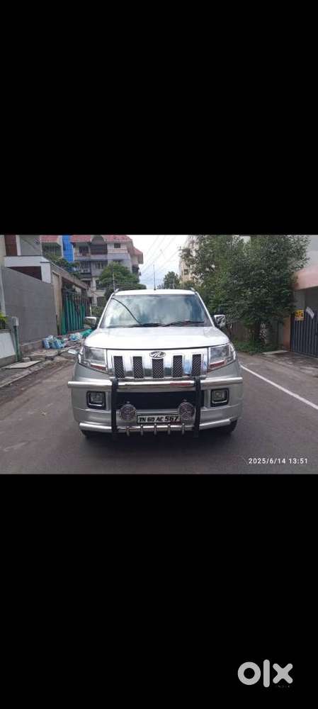 Mahindra TUV 300 T8, 2016, Diesel