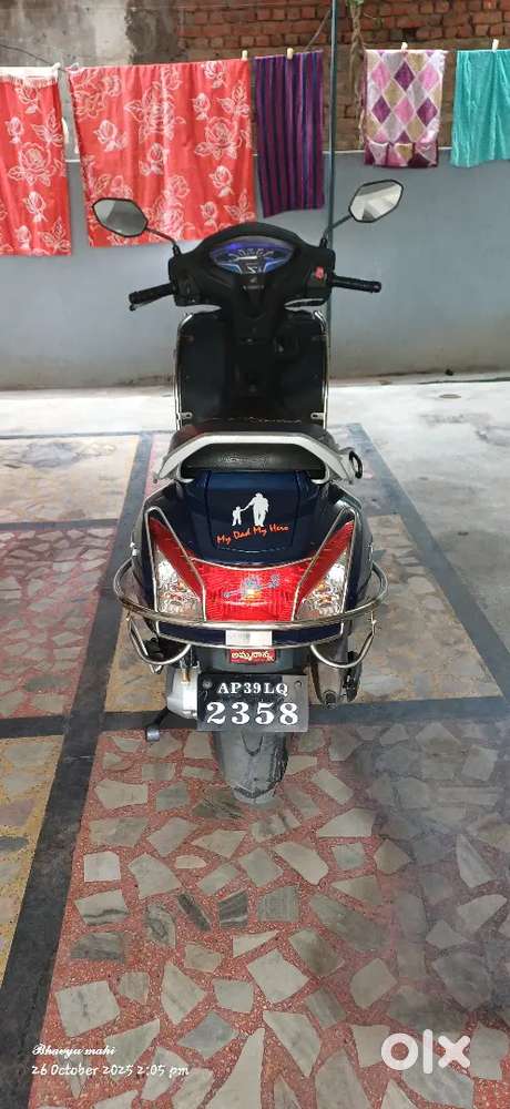 Very good condition single hand drive