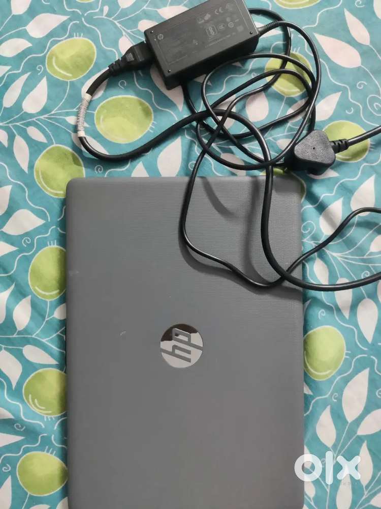 Hp laptop for urgent sell,new battery installed 2 days ago .
