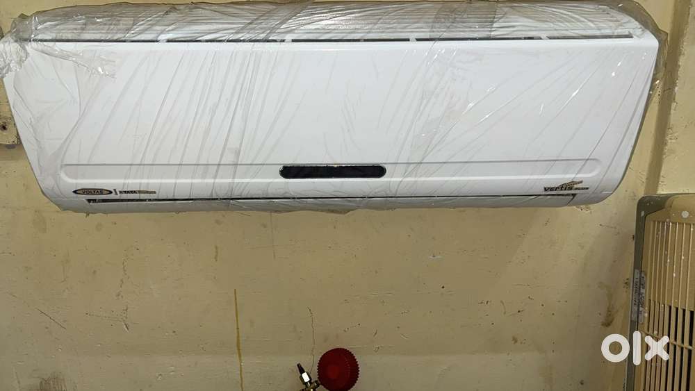 SPLIT AC GOOD CONDITION