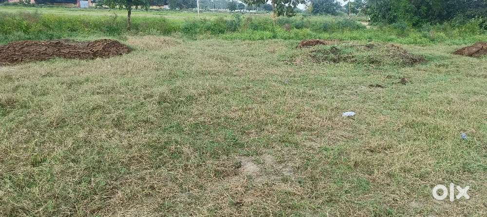 150 gaj two side open plot sale in hapur near tara chand collage