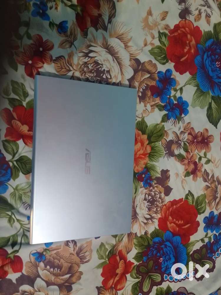 Asus laptop new condition hai thora touch paid slow ho gya hai bs
