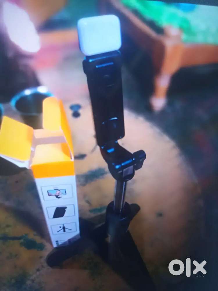 Selfie stick + tripod