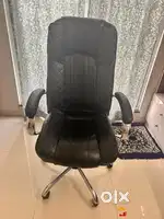 Office Boss chair in good condition