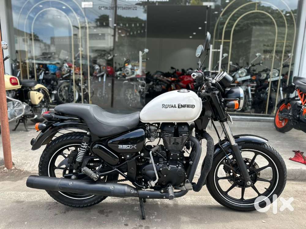 Royal Enfield thunderbird 350x brand new condition