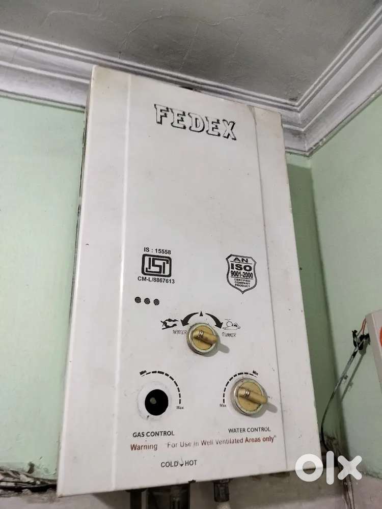 FedEx Gas Water Geyser