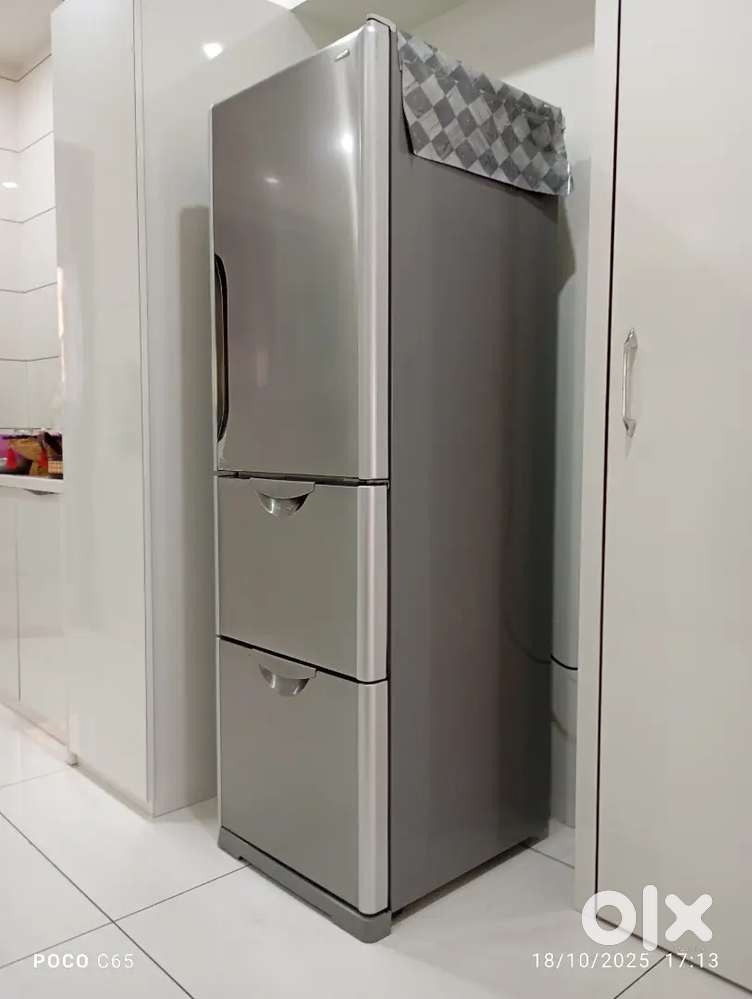 Hitachi Refrigerator