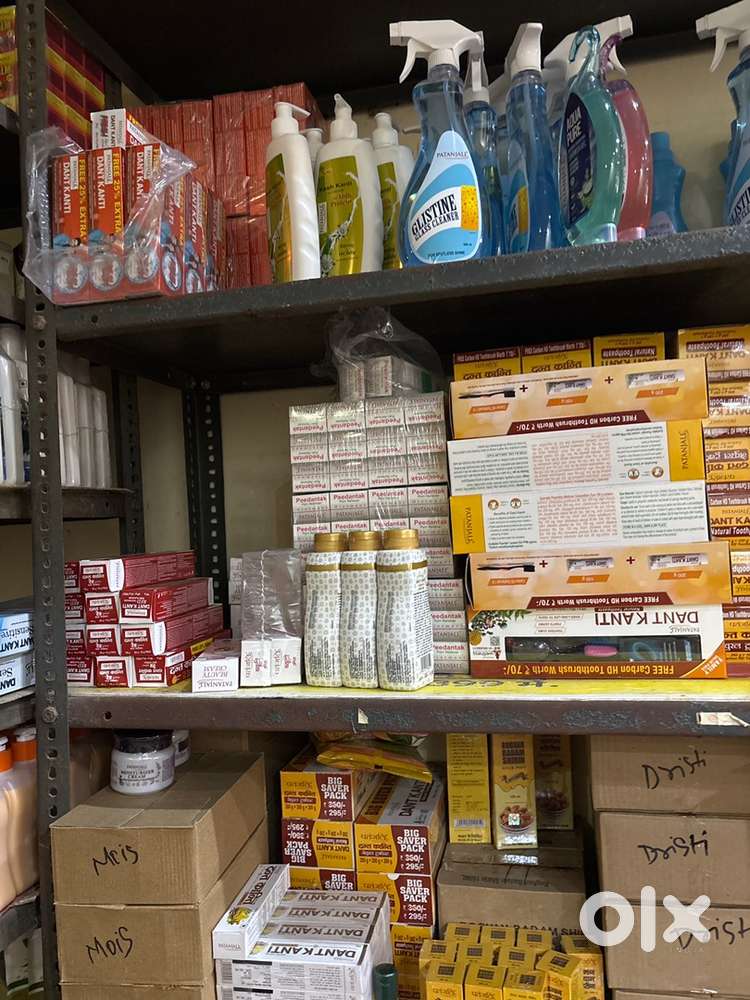 Office me packaging k lie male staff chahiye