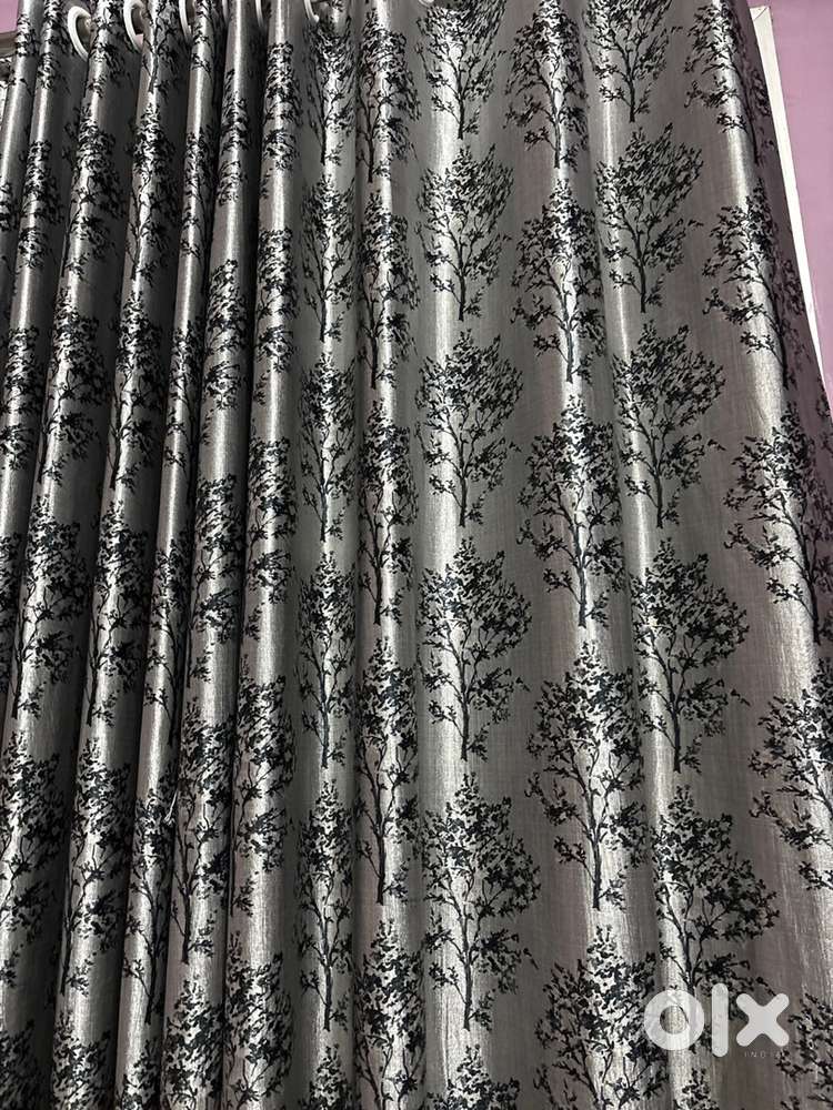 A flat just 500 m from pm mall and ready to move