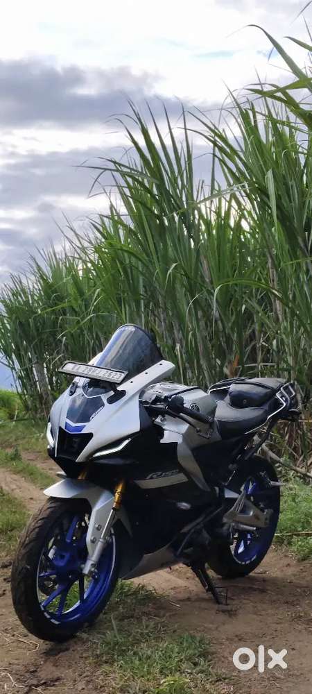 Yamaha R15M