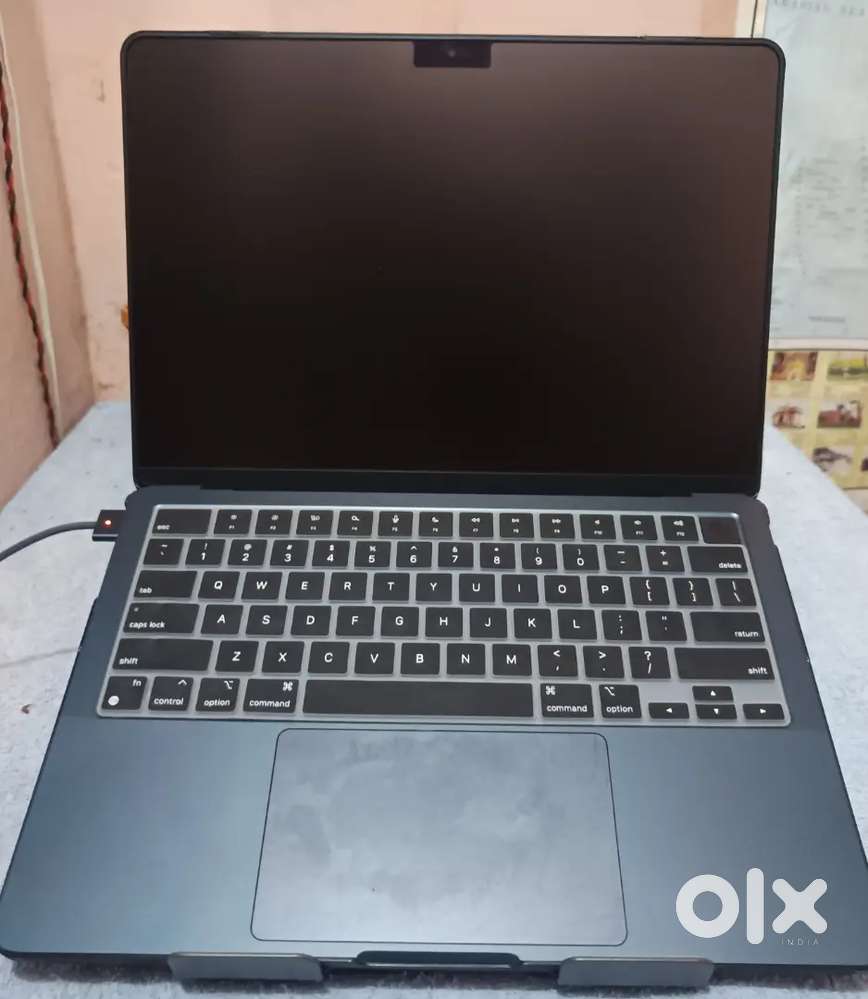 Macbook air M4 Midnight Blue