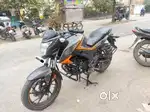 न्यू गाड़ी खरीदने के लिए इसे बेचना चाहते हैं गाड़ी बेस्ट कंडीशन में है