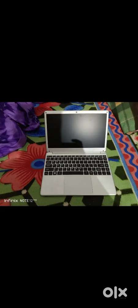 Ultimus laptop