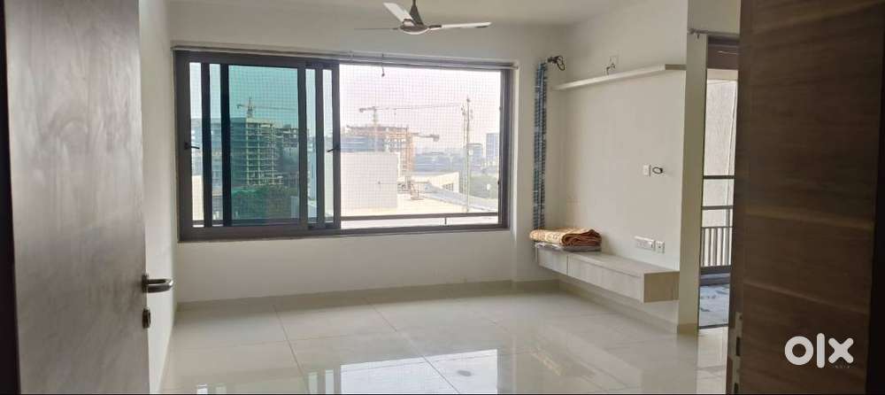 Semi Furnished 3 Bhk Flat Available For Rent In Vaishnodevi