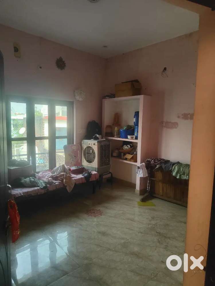 1 Room + Kitchen Shared latrin Bathroom with 1 lady (Subhash Nagar)