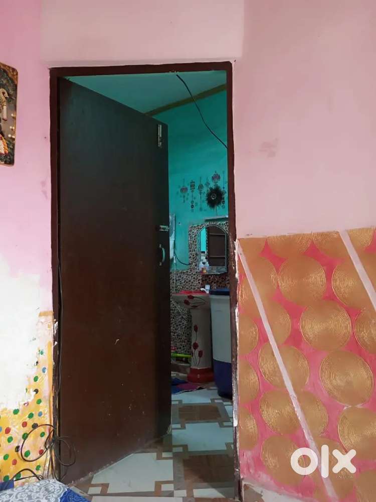 Rent pe dena hai 2 room set