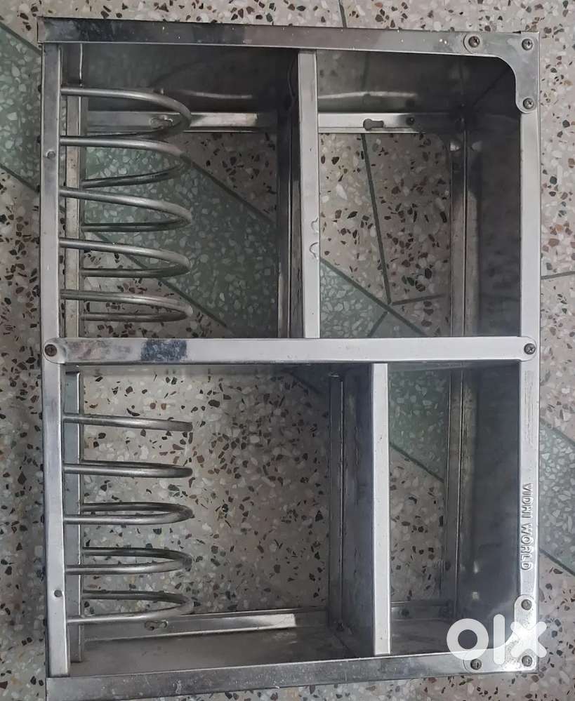 Utensils rack
