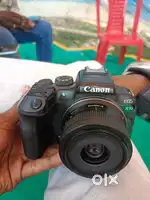 Canon R10 Camera