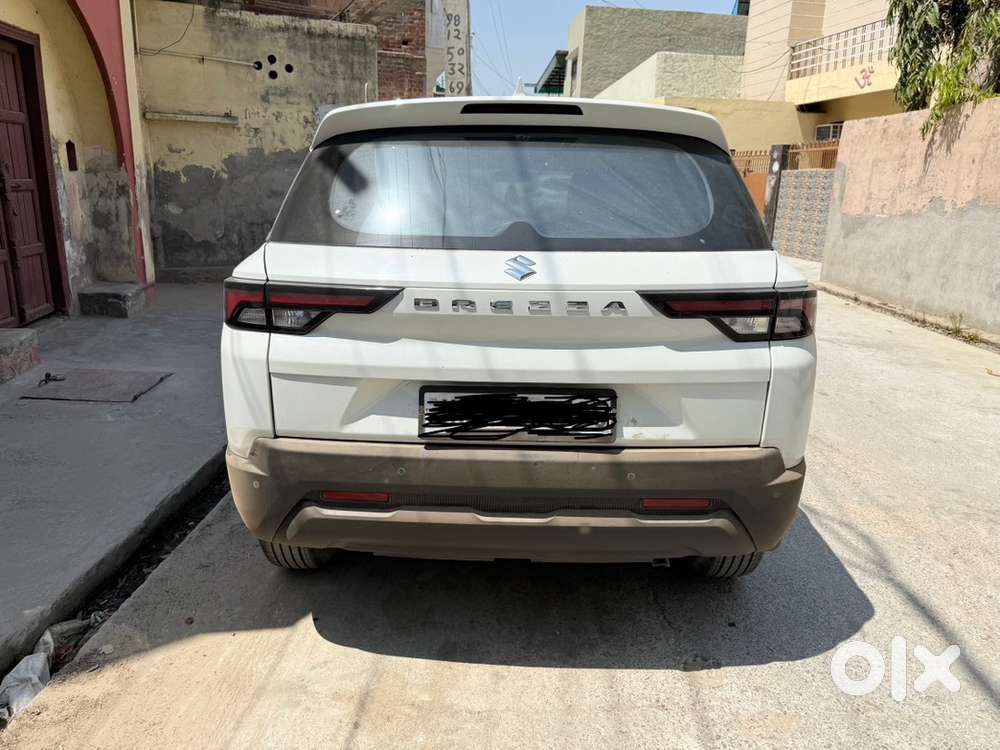 Maruti Suzuki Brezza 2024 CNG & Hybrids 34000 Km Driven
