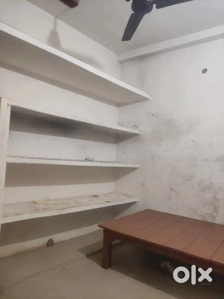 I need urgent  roommate only for boys