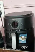 Philips Airfryer 6.2liter with accessories.