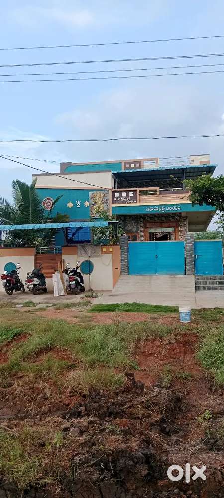 న్యూ కన్స్ట్రక్టెడ్ house ఫర్ sale