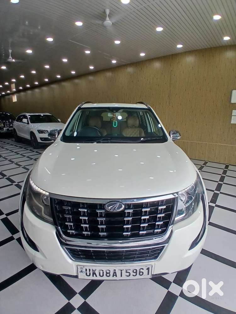 Mahindra XUV500 W9, 2019, Diesel