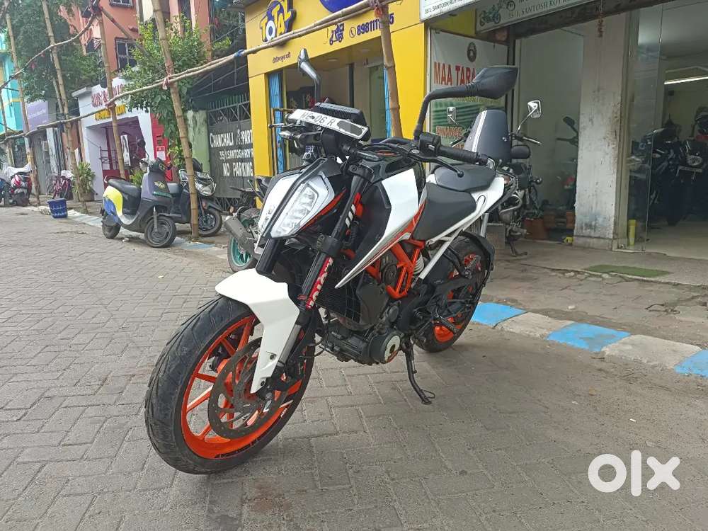 Sell or Exchange KTM DUKE 390 ABS BS-4 EMI AVAILABLE