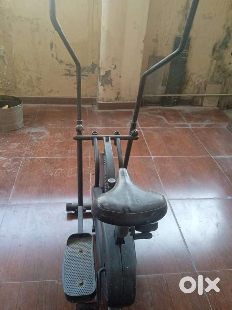 Cycling exerciser