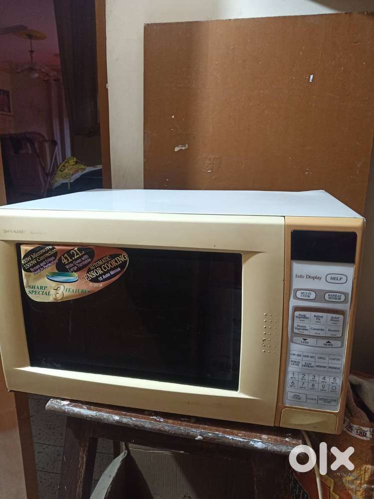Microwave oven