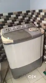 LG washing machine - 7Kg