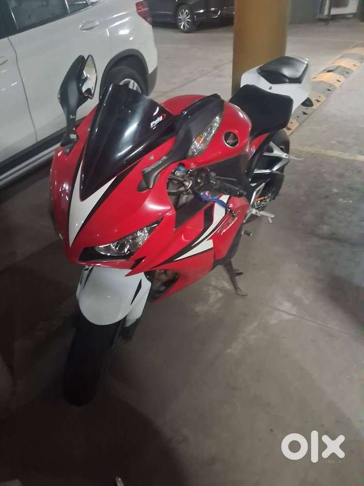 Honda CBR1000RR (2012)  Excellent Condition  Low KM