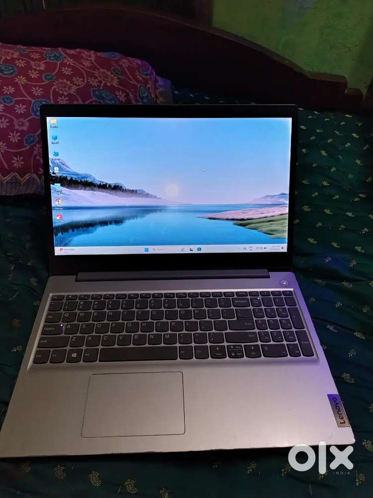 LENOVO MODEL LAPTOP 4GB RAM 256 GB SSD