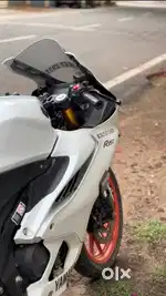 R15 V4 good condition