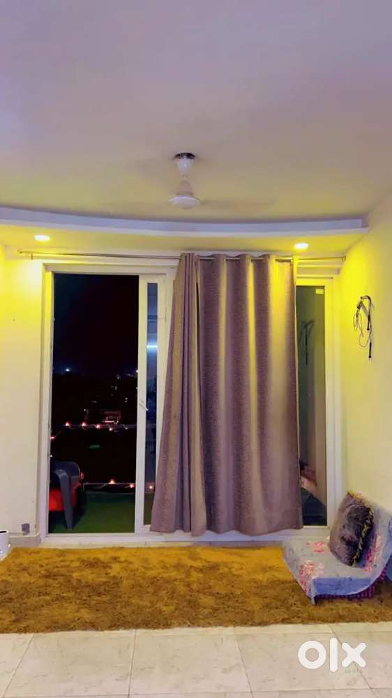 Three room set with washroom kitchen common lobby