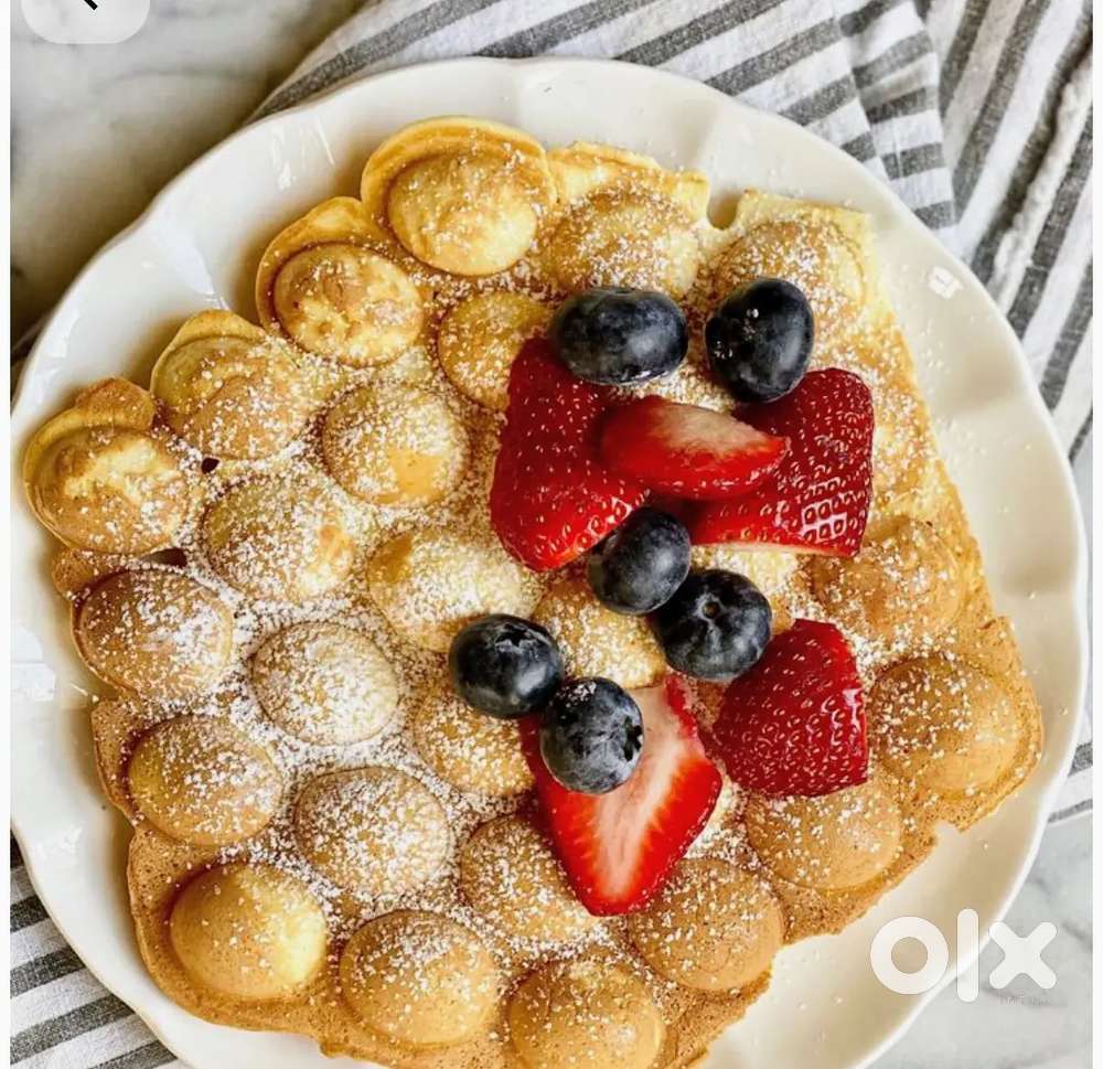 Bubble Waffle Maker with free silicone cup cake mould