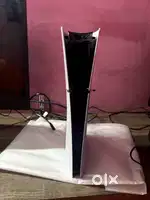 Ps5 SLIM 2 MONTHS USED 2 JOYSTICKS