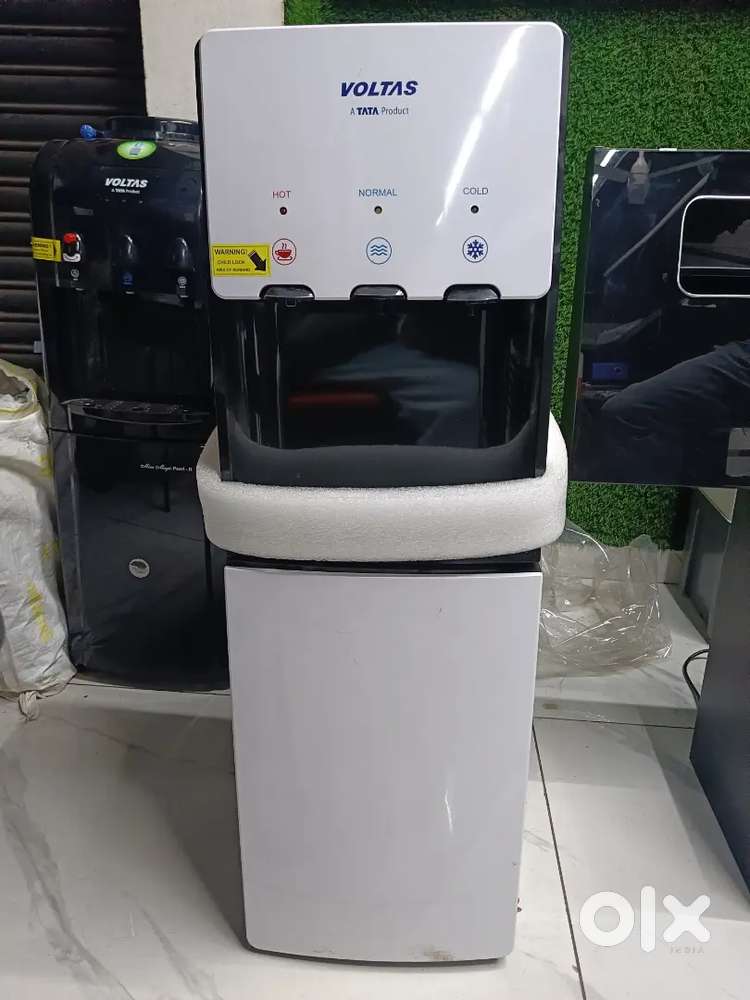 Water dispenser voltas