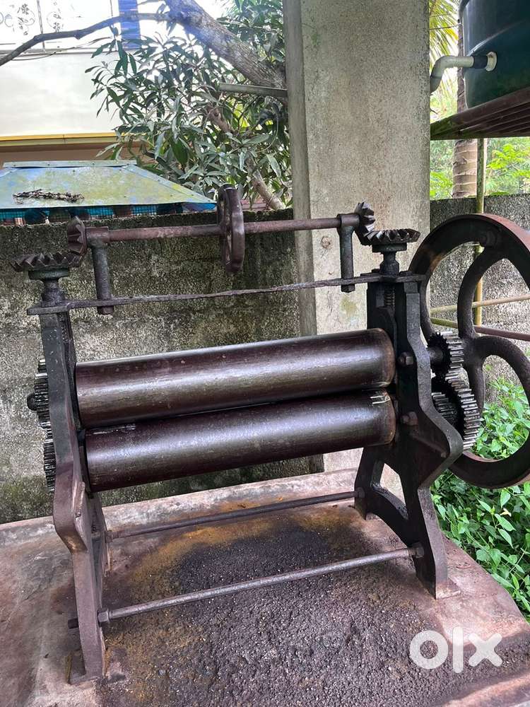 Rubber sheet machine